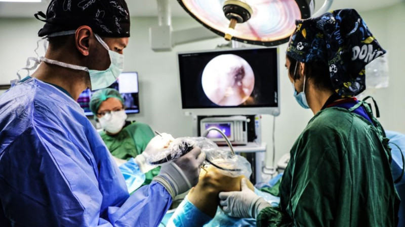 KSBÜ Rektörü: Yapılmayan Tedavileri Yapıyor, Sevk Alır Hale Geldik