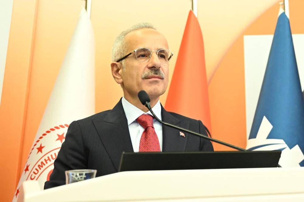 2035'te her 2 araçtan biri elektrikli olacak