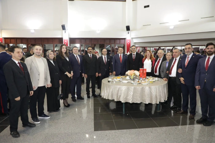 Cumhuriyet Coşkusu K&uuml;tahya&rsquo;da Cumhuriyet Resepsiyonunda da Yaşandı
