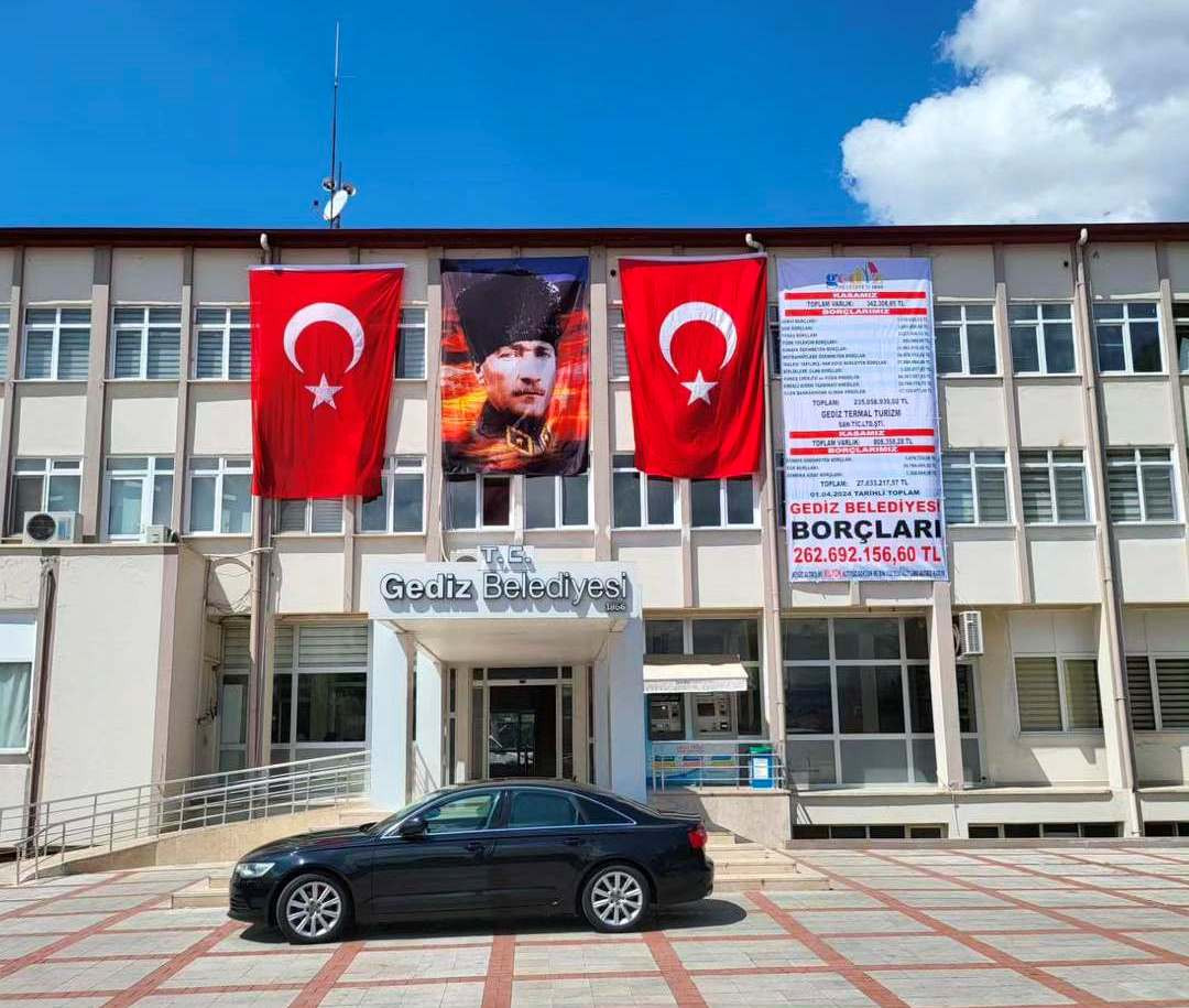 Gediz Belediyesi&rsquo;nin Bor&ccedil;ları İlan Edildi
