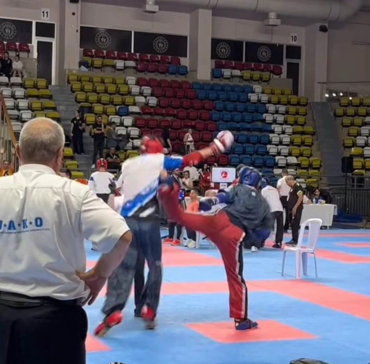K&uuml;tahya Kick Boks&ccedil;uları T&uuml;rkiye Şampiyonası&rsquo;ndan Madalyalarla D&ouml;nd&uuml;