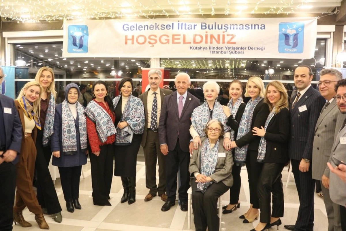 Nafi G&uuml;ral: 1951 Ruhunu Yaşatmalı, Vakıflaşmalıyız