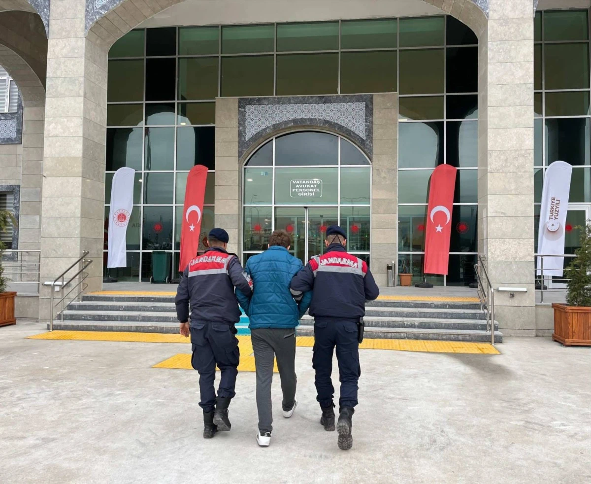 Uyuşturucu Su&ccedil;undan Aranan Şahıs Yakalandı 