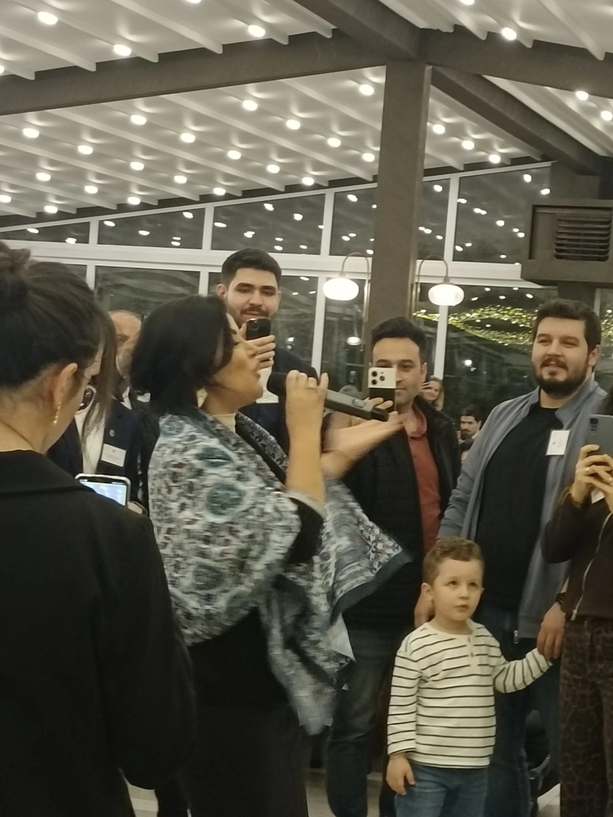 Zara İle K&uuml;tahya&rsquo;nın Pınarları İstanbul&rsquo;da Yankılandı