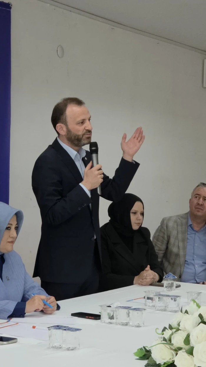 Milletvekili İsmail &Ccedil;ağlar Bayırcı: Şehre Hizmet Edilmesinden Niye Rahatsız Oluyorsunuz? Neden? Yapılan Hizmetleri Neden Eleştirir?