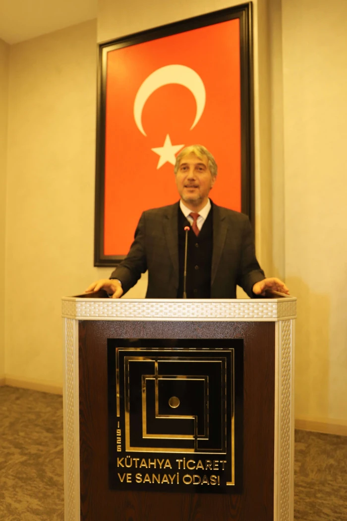 Milli Eğitim M&uuml;d&uuml;r&uuml; Mustafa Yılmaz: Gen&ccedil;lerimizi Sahaya &Ccedil;ıkarmak Zorundayız